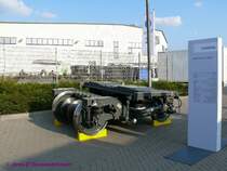 Auch ein St�ck Siemens Velaro: 
Ein normalspuriges Drehgestell f�r den f�r China gebauten Velaro-CRH3 . 

28.08.2008
INNOTRANS 2008 Berlin