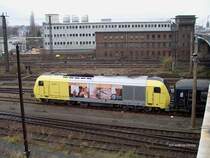 W�hrend die Fahrg�ste auf dem Dresdner Striezelmarkt sind, wartet in DD-Altstadt ER 20 001 (Hercules) mit dem Bahntouristik-Sonderzug bis zur R�ckfahrt nach N�rnberg - 27.11.2004