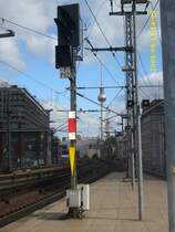 Ausfahrsignal P52 im Bahnhof Berlin Friedrichstra�e Richtung Hackescher Markt.