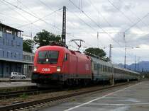 Die 1116 040 am 23.08 08.2008 mit einem EC bei der Einfahrt in Rosenheim.