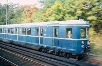 Zwischen Dammtor und Sternschanze konnte man mit viel Gl�ck bei einer Parallelfahrt noch sch�ne Bilder machen. Leider sind die S-Bahnen inzwischen hier auch schon alle rot.