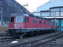 Re 6/6 11622  Suhr  am 21.11.04 in Erstfeld