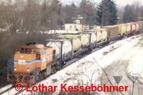 VKP-Lok V155 mit einem Containerzug auf dem Weg zum Rbf Meimersdorf