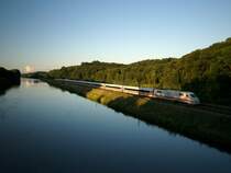 Ein ICE 1 Zug f�hrt abends zwischen Neuoffingen und G�nzburg der Donau entlang. 07.07.2008.