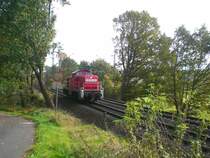Das Bild hab ich gemacht,in mittelhessen zwischen Anzefahr und B�rgeln liegt ca. 10km vor Marburg und mann sieht sch�n eine BR 294 802-4