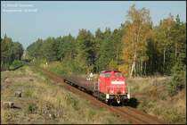 298 321 mit einem �bergabezug bei Knappenrode, 13.10.08.