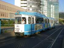10 Minuten vorher, also um 18:03 Uhr, fuhr der Wagen 201 auf der gleichen Linie. Heidelberg HBF, 26.09.2008.