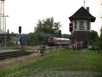 Grevesm�hlen Bf; RE 21628 verl�sst den Bahnhofsbereich zur nach Kiel, 20.09.2008