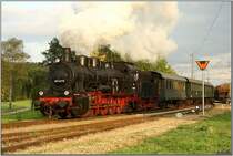 Dampflok 657.2770 f�hrt mit einem Sonderzug von Timelkam nach Ampflwang. 4.10.2008