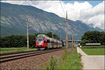 Der Regionalverkehr ist inzwischen fest in der Hand der Innsbrucker TalENTE, hier ist ein 4024er als R 5117 nach Telfs-Pfaffenhofen unterwegs.
