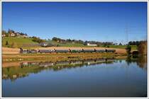 671 mit dem Spz 8524 von Wies-Eibiswald nach Graz anlässlich der Feierlichkeiten 135 Jahre Wieserbahn auf der GKB, aufgenommen am 5.10.2008 bei den Teichen in Kressbach kurz vor Deutschlandsberg. In Deutschlandsberg, wo ein längerer Halt eingelegt wurde, fand nach Ankunft der beiden Sonderzüge ein Festakt am Bahnhofsvorplatz statt.