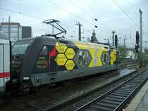 101 141-0 steht mit IC 2115 Stralsund - Stuttgart Hbf in K�ln Hbf. 27.10.08