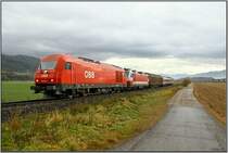 Diesellok 2016 086 zieht die beiden E-Loks 1014 10 + 13 wegen Drehgestell Fahrversuchen von Knittelfeld nach P�ls und wieder retour. Wasendorf 29.10.2008