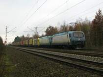 E 412 017, E 412 xxx und ES 64 U2 010 mit dem Transped Zug am 15.11.2008 in Haar (bei M�nchen).