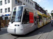 3311 mit der  theBEEcompany  Werbeaufschrift verl�sst als Linie713 die Haltestelle Heinrich-Heine-Allee; 080904