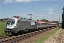 Nachdem am Vortag der IC 84 nach M�nchen gebracht wurde, ging es am 10.07.2008 mit dem OEC 113, M�nchen Hbf - Klagenfurt Hbf, zur�ck in die Alpenrepublik. Bei Vogl konnte die 1116 038  SIEMENS  erfolgreich auf den Chip gebannt werden.
