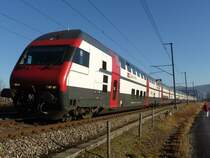 IR Pendel (Z�rich - Luzern) am 8.1.05 auf dem Streckenabschnitt Zug - Cham