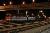 Ein sch�nes (Tiroler)-Tandem: 1144 255 (9181 1144 255-7) und 1144 226 (9181 1144 226-7) haben sehr teure Fracht in Form von BMW X5 und X6er am Haken. (10.07.2008)

