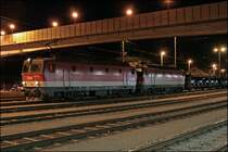 Ein sch�nes (Tiroler)-Tandem: 1144 255 (9181 1144 255-7) und 1144 226 (9181 1144 226-7) haben sehr teure Fracht in Form von BMW X5 und X6er am Haken. (10.07.2008)

