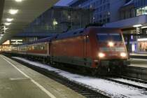 101 044 mit EC 189 am 28.01.2009 in Mnchen Hbf.