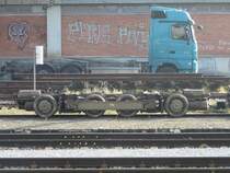 AAR - Rollbock Ua 558 abgestellt in Suhr f�r den Transport Normalspuriger G�terwagen .. Foto vom 08.11.2008