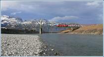 Dank des F�hns herrschte eine phantastische Stimmung �ber dem Alpstein und am Rhein bei Buchs SG, als ich den leicht versp�teten EC 160 beim Grenz�bertritt erwischte. (02.02.2009)