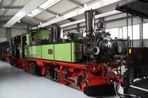 Der Paradiesvogel 99 539 (Neubau unter alter Nummer 1963) am 01.02.09 in der Fahrzeughalle der Pressnitztalbahn.
