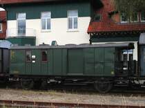 Kombinierter Pack-Postwagen Pw Posti 6, gebaut 1909 von der Hannoverschen Waggonfabrik f�r die Bahn Wittingen - Oebisfelde; Museumszug der Arbeitsgemeinschaft Geesthachter Eisenbahn, 14.09.2008 
