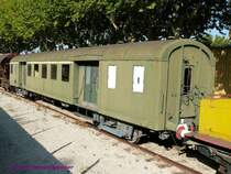 Von der SNCF stammender 4-achsiger Personenwagen aus den 1950ern bei der RDT13.
Die regionale Transportgesellschaft RDT13 (R�gie D�partementale des Transports des Bouches-du-Rh�ne =D�partement13) betreibt au�er Busverkehr auch einige Schienenstrecken im G�terverkehr und Touristenz�ge in der Gegend um Arles.

Arles-RDT13
12.09.2007