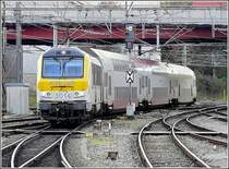 E-Lok 3014 kommt am 04.10.08 mit Dostos aus Kleinbettingen und f�hrt in den Bahnhof von Luxemburg ein. (Jeanny)