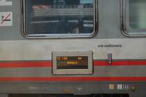 Man sieht wo die Reise hingeht, nur welche Wagennummer ist fraglich. Was bedeutet das Datum 22-11-07? Fragen �ber Fragen, geshen am 9.2.2009 in Innsbruck Hbf.