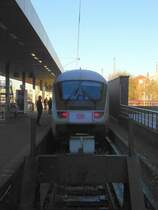 Frontansicht eines IC Steuerwagen am 2.01.09 in Hamburg-Altona. Der Zug fuhr wenige Minuten sp�ter als IC 2375 nach Karlsruhe Hbf.