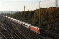 101 057 (9180 6 101 057-8 D-DB) f�hrt mit dem vermutlich stark versp�teten IC 2029, Hamburg-Altona - Passau Hbf, am Rangierbahnhof Hagen-Vorhalle vorr�ber. (12.10.2008)