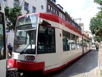 2129 ist an 2136 gekoppelt, und verkehrt als Linie 703 mit Ziel Kirchplatz; 080904