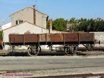 Dieser alte O-Wagen (1898) mit geteilten Achslagern ist bei der RDT13 zu finden.

Arles-RDT13
12.09.2007