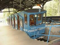 Heidelberger Bergbahn (unterer Abschnitt) Wagen 2 in der Bergstation. Bild vom 14.09.2003