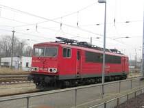 dei 155 187-8 wartet in Wismar auf neue Aufgaben. Derzeit gibt es hier nicht mehr viel zu tun, es ist hier sehr leer geworden....4.03.09