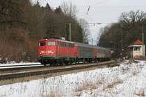 115 302 mit DZ 13275 „Skiloberen“ (Kopenhagen – Bludenz) am 28.02.2009 in A�ling.