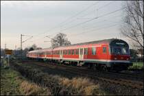 Die Z�ge der RB59  HELLWEGBAHN  Dortmund Hbf - Soest wurden aus n-Wagen gebildet. Je Drei Wagen bildeten eine Garnitur. (01.12.2008)