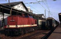 Nahverkehrszug mit 204 790-0. Nordhausen .5 M�rz 1994