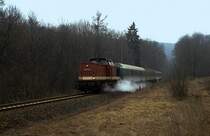 Nahverkehrromantik; 204 314-9 mit Dampfbeheizten Zug zwischen Nordhausen und Erfurt. 22. M�rz 1996.