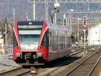 bls - Regio nach B�ren an der Aare mit dem Triebwagen RABe 2/8 526 286-0 in Lyss am 26.12.2008