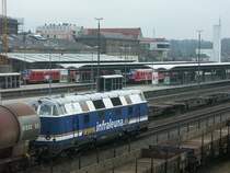 IfraLeuna 204 am Morgen des 23.03.2009 in Hof Hbf. Habe ich doch k�rzlich geschrieben, schon lange keine IL V180 mehr hier gesehen zu haben..... Als Ausgleich war dann am Nachmittag des gleichen Tages die 206 an der Stelle zus. mit einer Mak zu sehen....