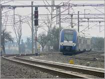 Der SNCF Triebzug 330 kommt am 01.03.09 aus Nancy und f�hrt durch die Kurve in der N�he von Fentange dem Bahnhof von Luxemburg entgegen. (Jeanny)