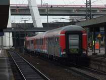 Trauriger Blick am 31.10.2008 auf den Schrottzug nach Hamm bestehend aus 628 34, einem Bn-Wagen und eines Karlsruhe Kopfes gezogen wird er von 140 528 