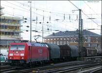 185 205 mit einem Gemischten G�terzug nach Aachen West bei der Durchfahrt von Aachen Hbf an Gleis 1
