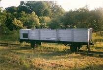 Ein zweiachsiger offener G�terwagen im Juni 1998 in Putbus.