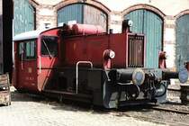 K�f 323 352-5 auf Bahnhof Quakenbr�ck am 29-8-1994. Bild und scan: Date Jan de Vries. 
