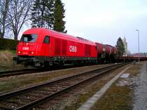 2016 078-4 zieht GZ68807, bestehend aus 5 Leerwagen, Richtung Sch�rding; 090331