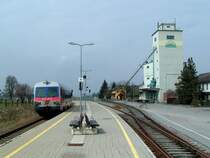 5047 084-8 als R5954 am Bhf Obernberg-Altheim; 090331